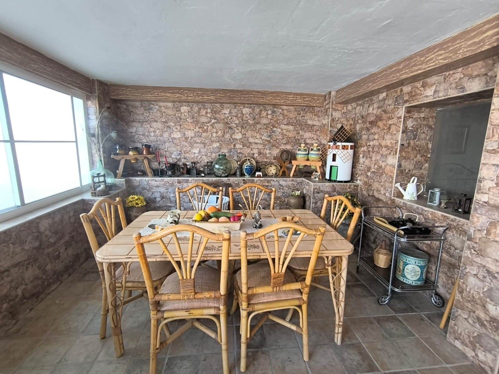 5 bedroom Finca/Country House for sale in Monovar / Monover with pool - € 170,000 (Ref: 10060933)
