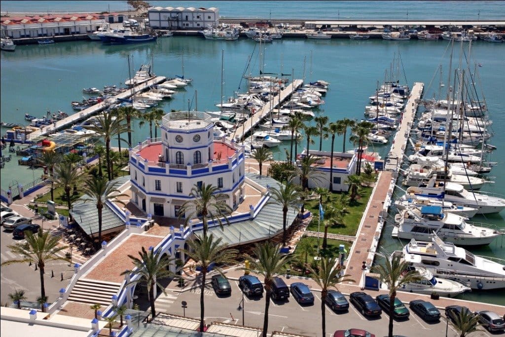 2 sypialnia Apartament na sprzedaż w Estepona z basenem garażem - 428 000 € (Ref: 10070748)
