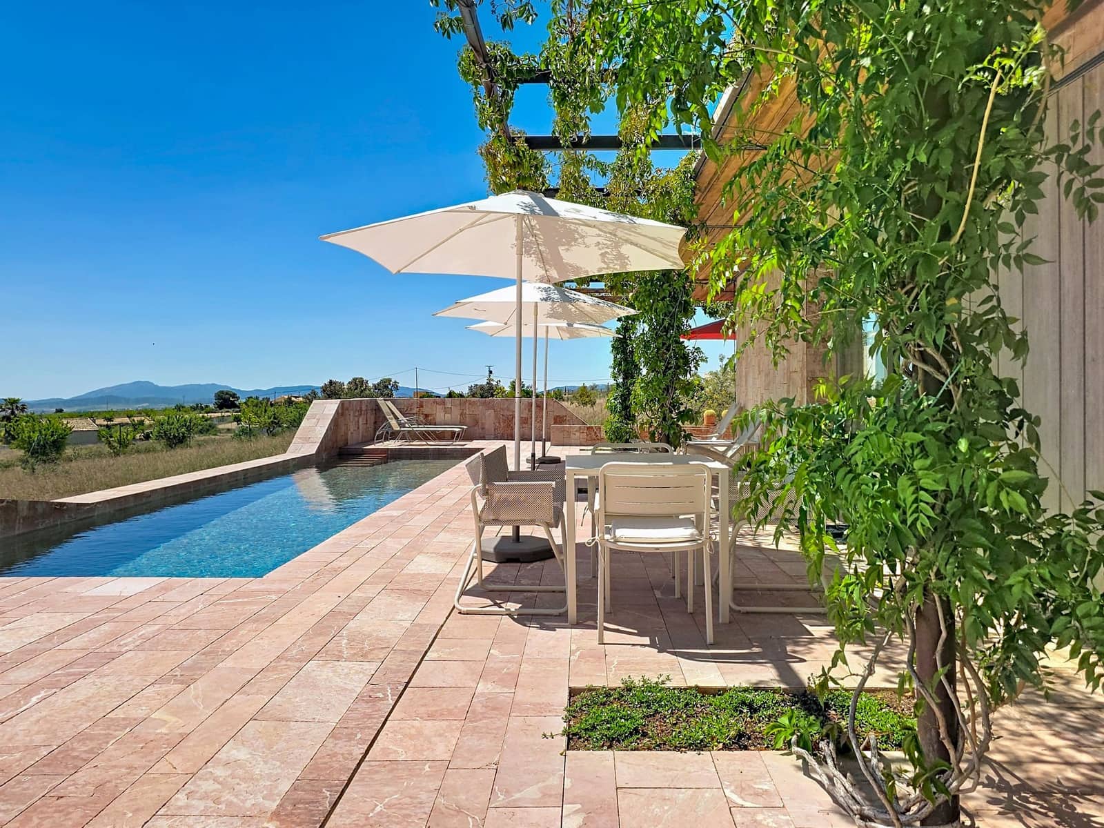 3 sovrum Villa till salu i Pinoso med pool garage - 699 950 € (Ref: 10072791)
