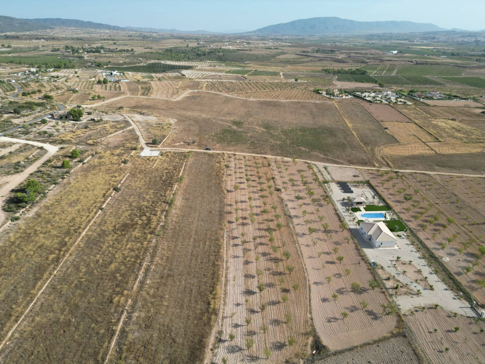 Landgrundstück zu verkaufen in Pinoso - 69.000 € (Ref: 10072792)