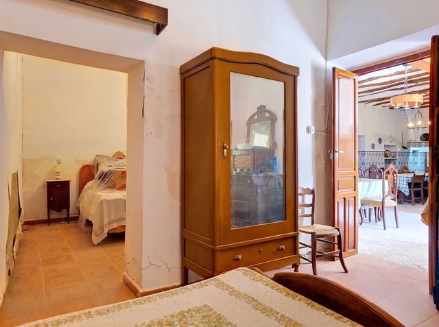 6 soverom Villa til salgs i Pinoso - € 199 000 (Ref: 10072799)