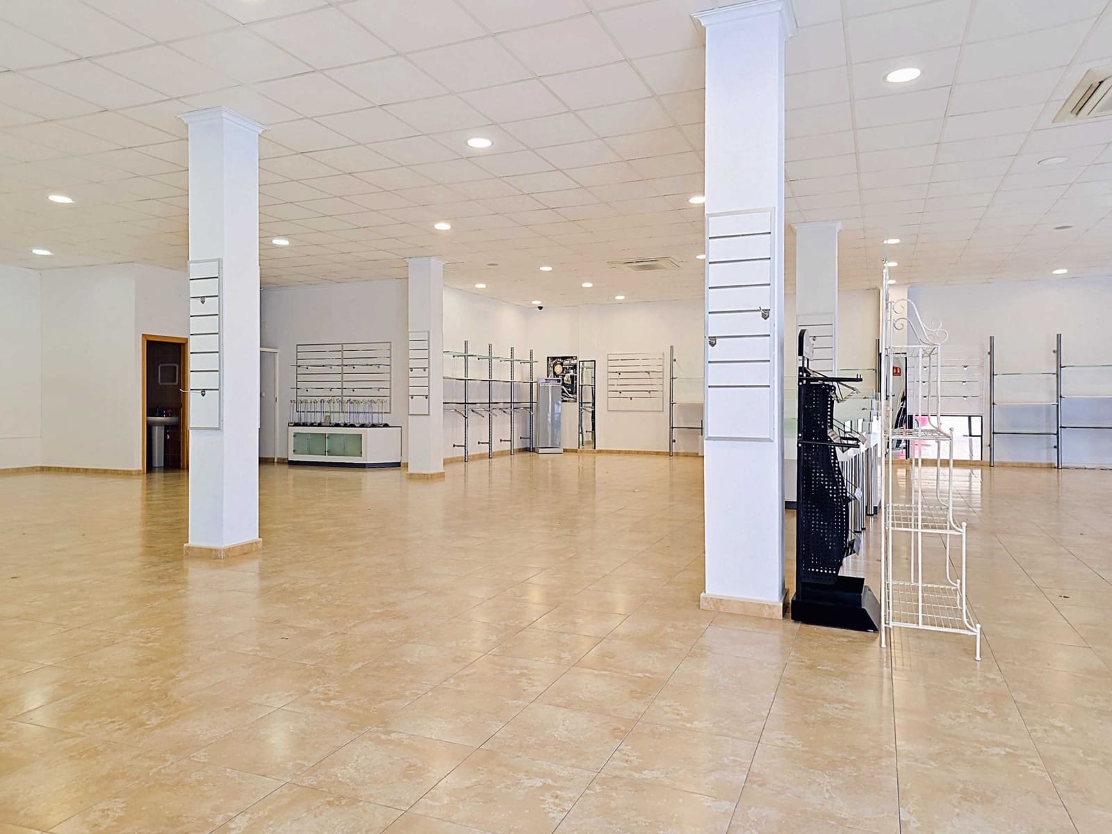 Finca/Country House for sale in Pinoso - € 299,950 (Ref: 10072806)