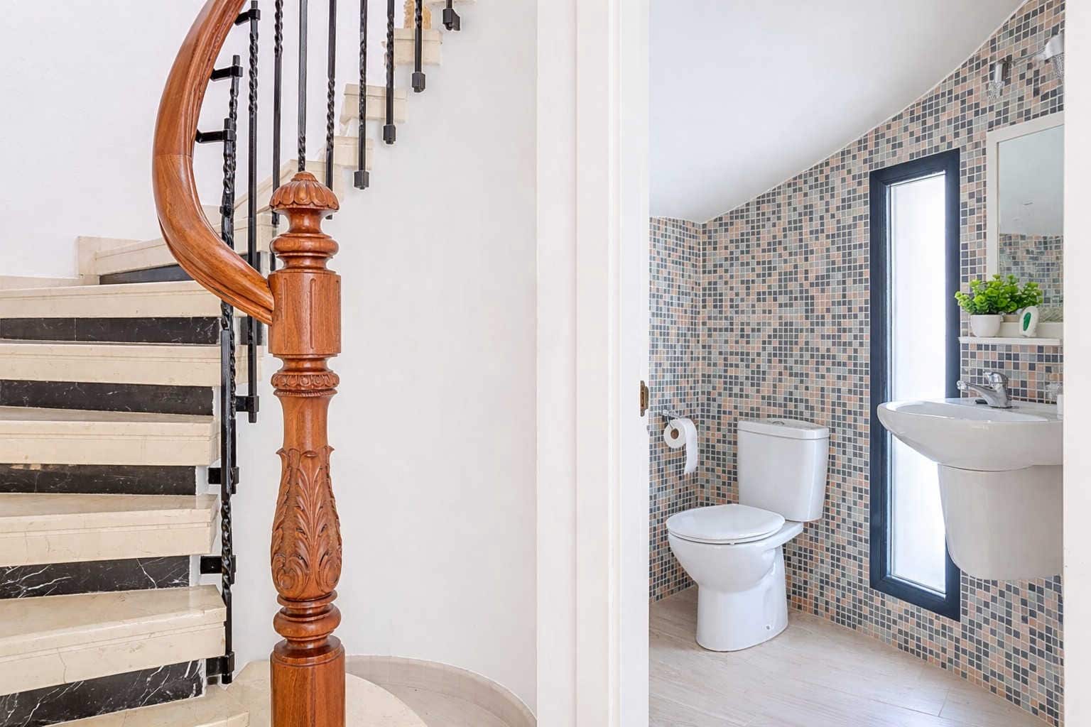 7 quarto Casa em Banda para venda em Pinoso com piscina garagem - 849 995 € (Ref: 10072808)
