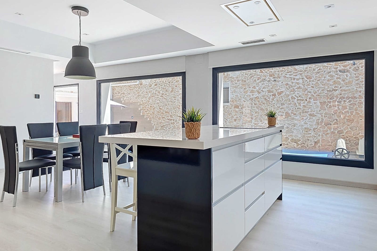 7 quarto Casa em Banda para venda em Pinoso com piscina garagem - 849 995 € (Ref: 10072808)