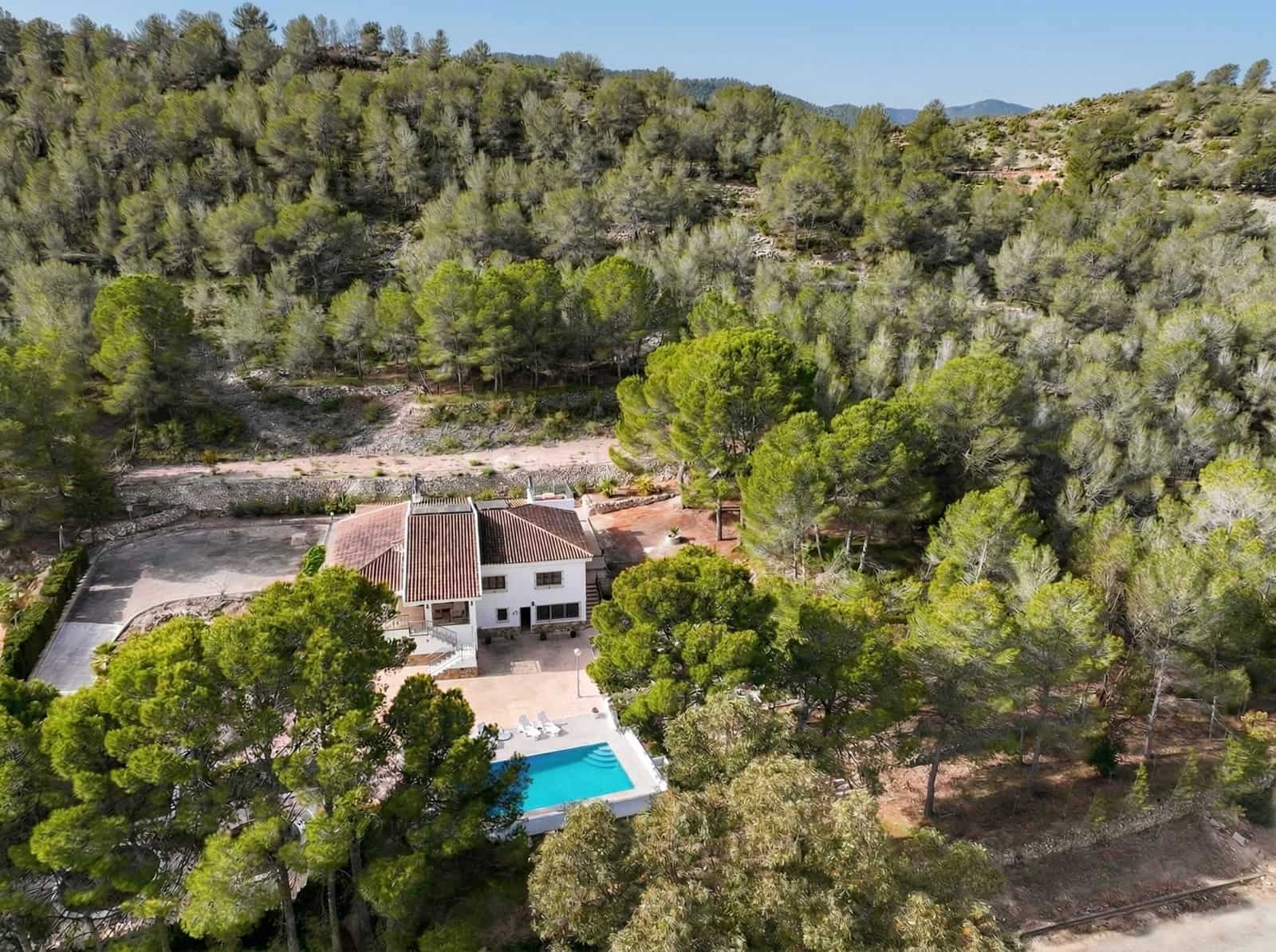 5 Zimmer Villa zu verkaufen in Monovar / Monover mit Pool Garage - 499.500 € (Ref: 10072809)