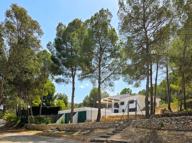 5 Zimmer Villa zu verkaufen in Monóvar / Monóver mit Pool Garage - 499.500 € (Ref: 10072809)