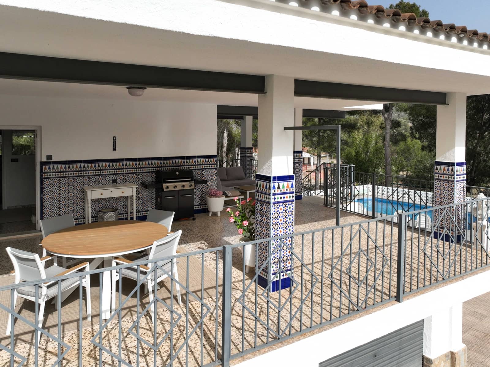 5 Zimmer Villa zu verkaufen in Monovar / Monover mit Pool Garage - 499.500 € (Ref: 10072809)