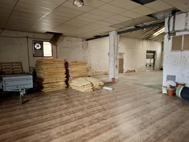 Hus till salu i Pinoso - 249 999 € (Ref: 10072816)