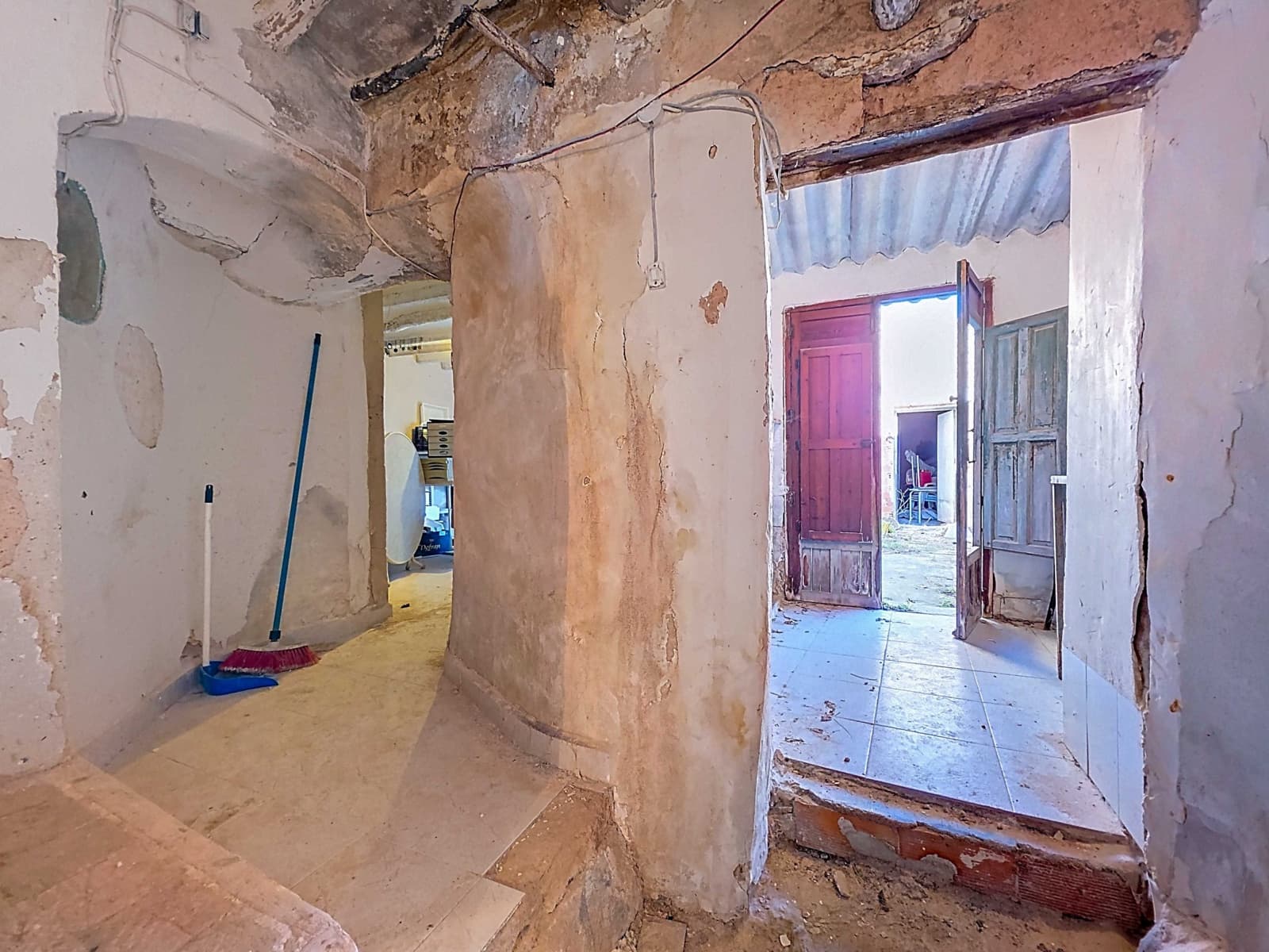 6 slaapkamer Huis te koop in Torre del Rico met garage - € 69.950 (Ref: 10072818)
