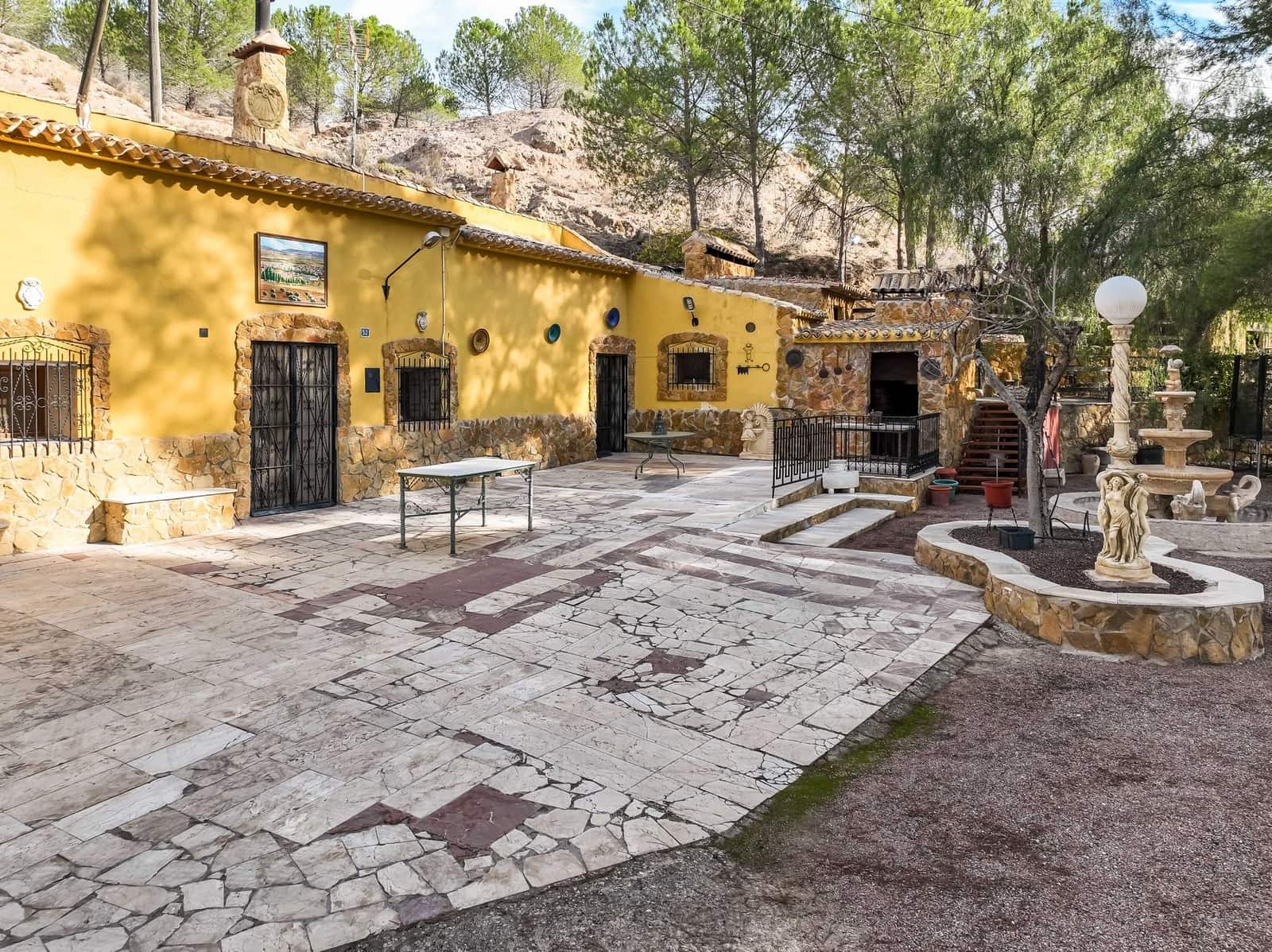 Ubebygd land til salgs i Pinoso - € 159 950 (Ref: 10072821)