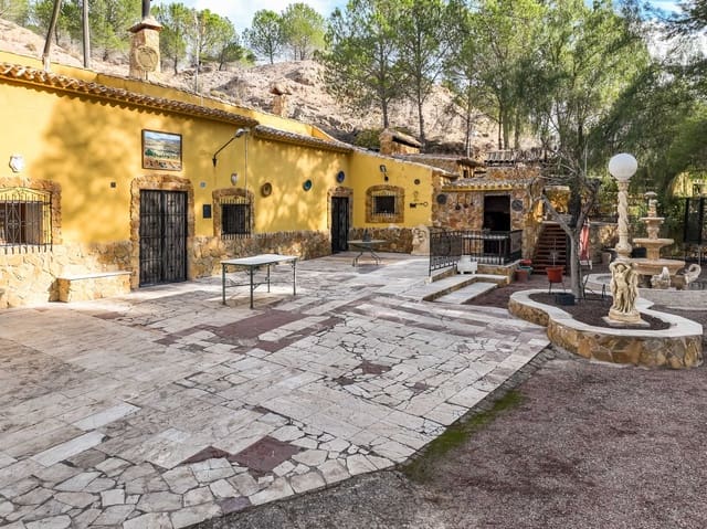 Landgrundstück zu verkaufen in Pinoso - 159.950 € (Ref: 10072821)