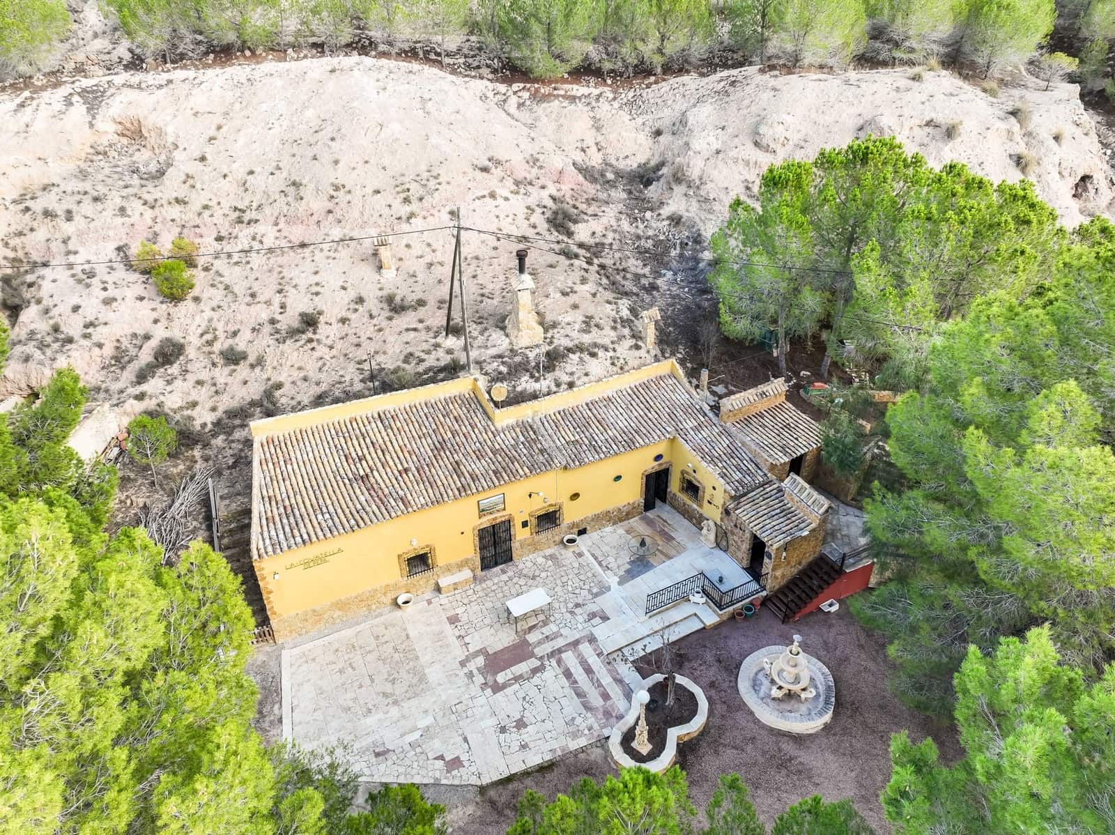 Ubebygd land til salgs i Pinoso - € 159 950 (Ref: 10072821)