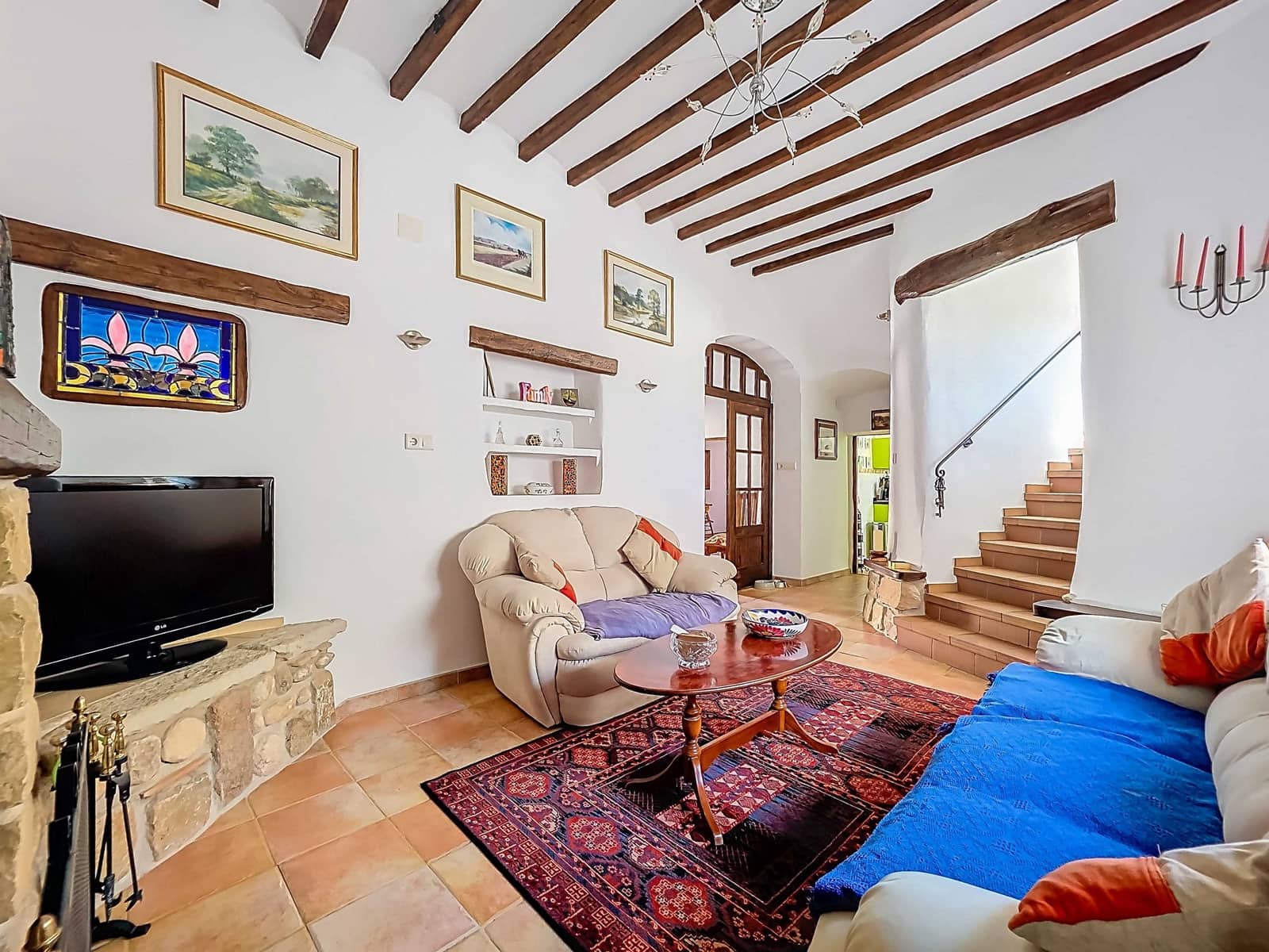 6 soveværelse Villa til salg i Pinoso med swimmingpool garage - € 345.000 (Ref: 10072825)