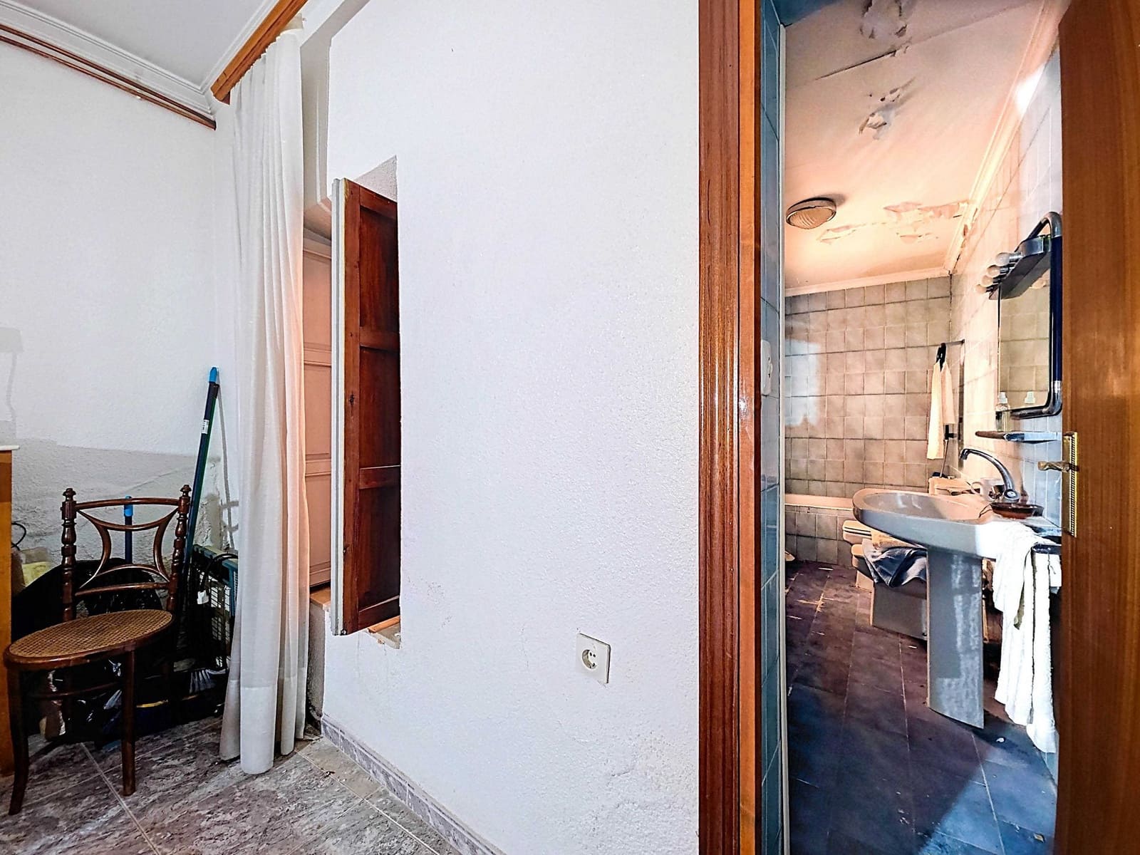 5 sovrum Hus till salu i Pinoso med garage - 142 500 € (Ref: 10072833)