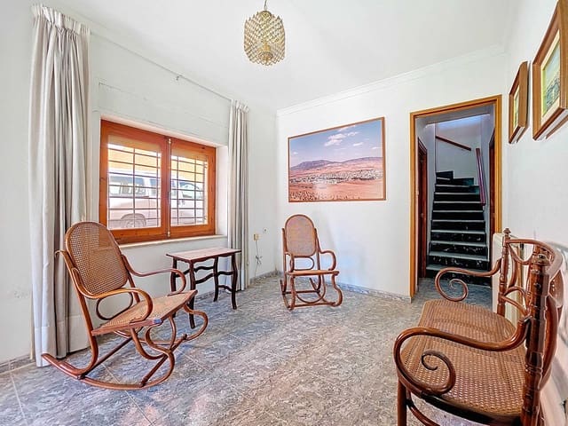 5 sovrum Hus till salu i Pinoso med garage - 142 500 € (Ref: 10072833)