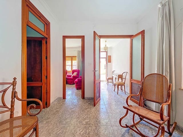 5 sovrum Hus till salu i Pinoso med garage - 142 500 € (Ref: 10072833)