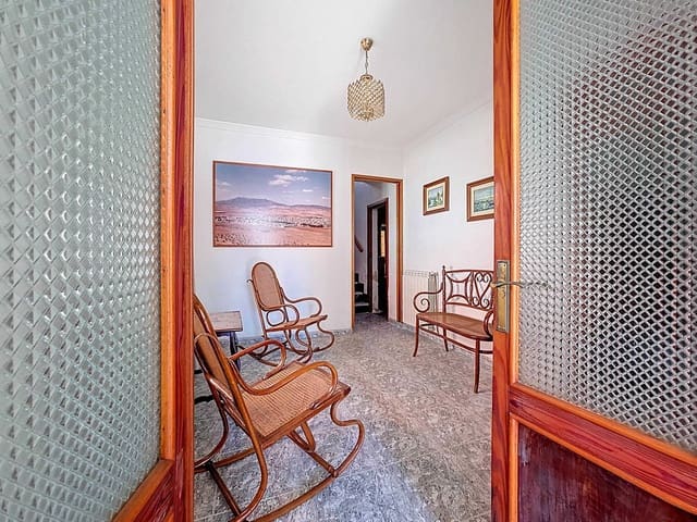 5 sovrum Hus till salu i Pinoso med garage - 142 500 € (Ref: 10072833)