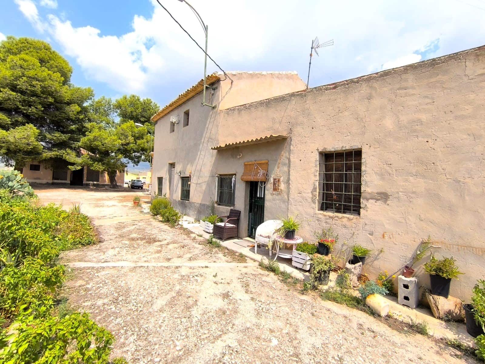 5 bedroom Finca/Country House for sale in Monovar / Monover with garage - € 99,990 (Ref: 10080181)