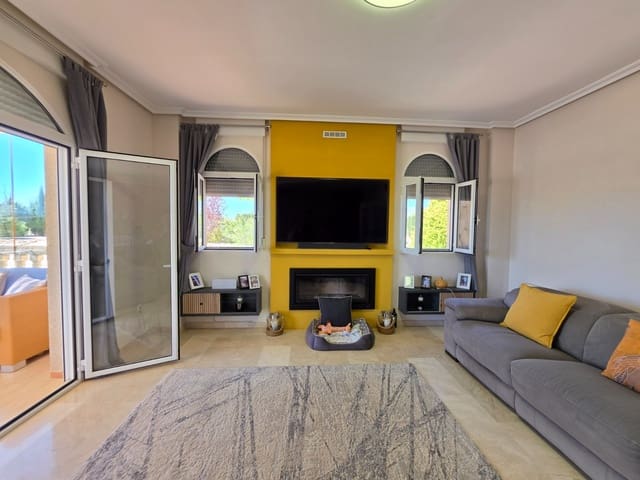 4 quarto Moradia para venda em Pinoso com piscina garagem - 895 000 € (Ref: 10088608)