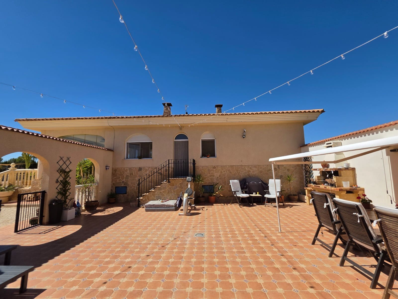 4 quarto Moradia para venda em Pinoso com piscina garagem - 895 000 € (Ref: 10088608)