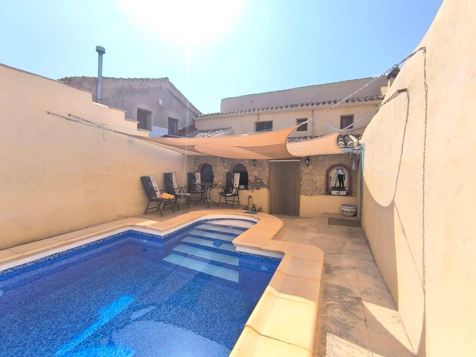 4 bedroom Villa for sale in Chinorlet / Xinorlet with pool - € 229,995 (Ref: 10098787)