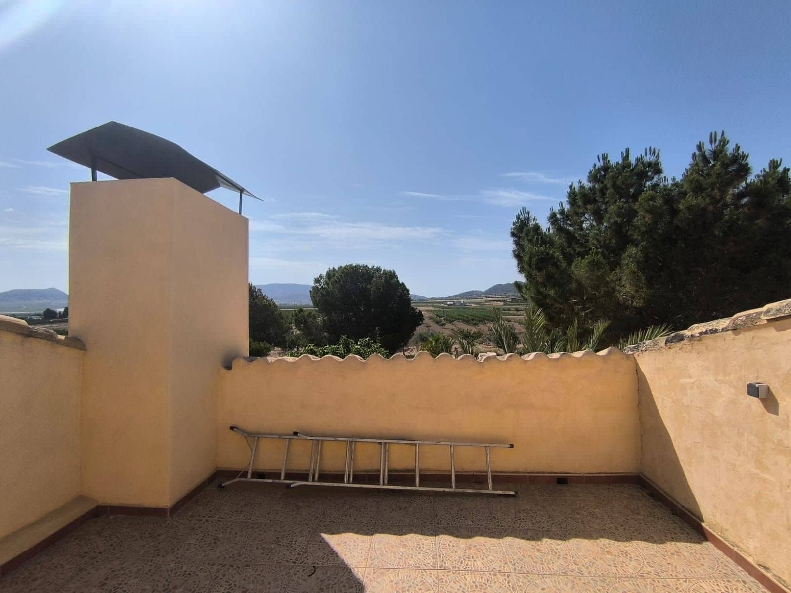 4 bedroom Villa for sale in Chinorlet / Xinorlet with pool - € 229,995 (Ref: 10098787)