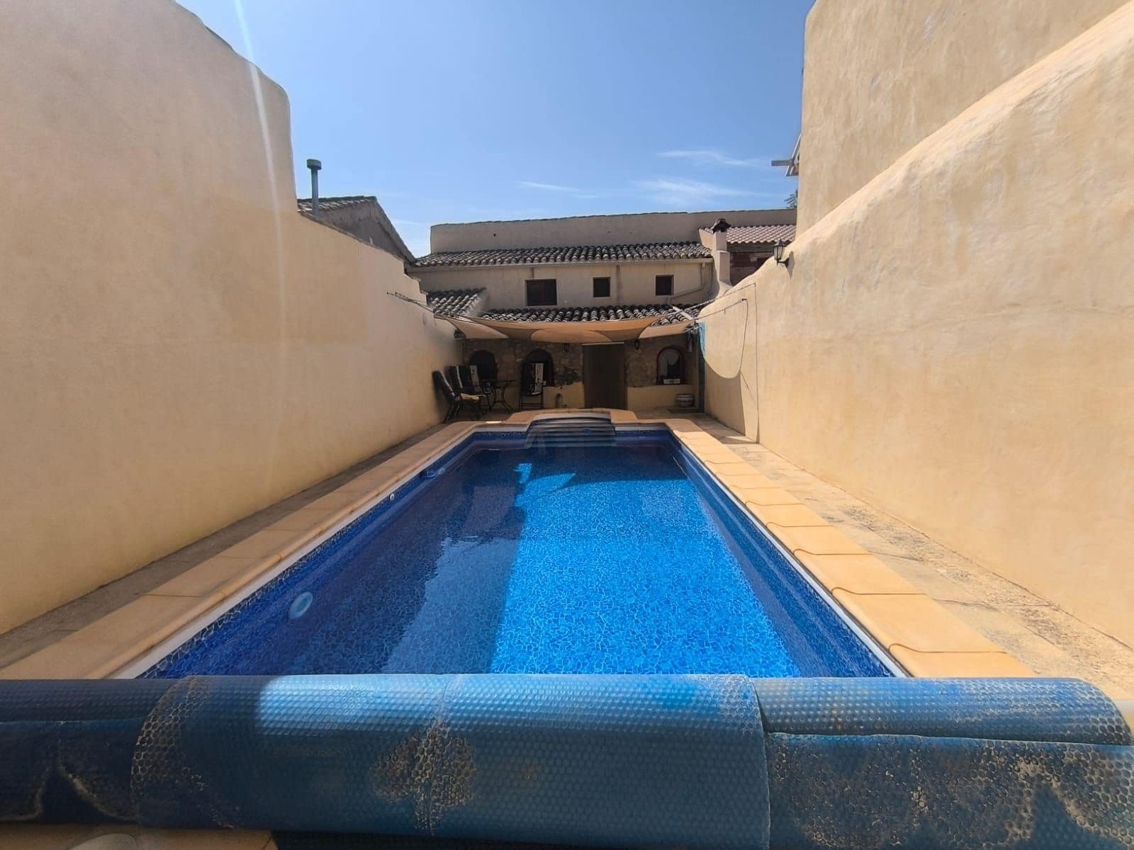 4 bedroom Villa for sale in Chinorlet / Xinorlet with pool - € 229,995 (Ref: 10098787)