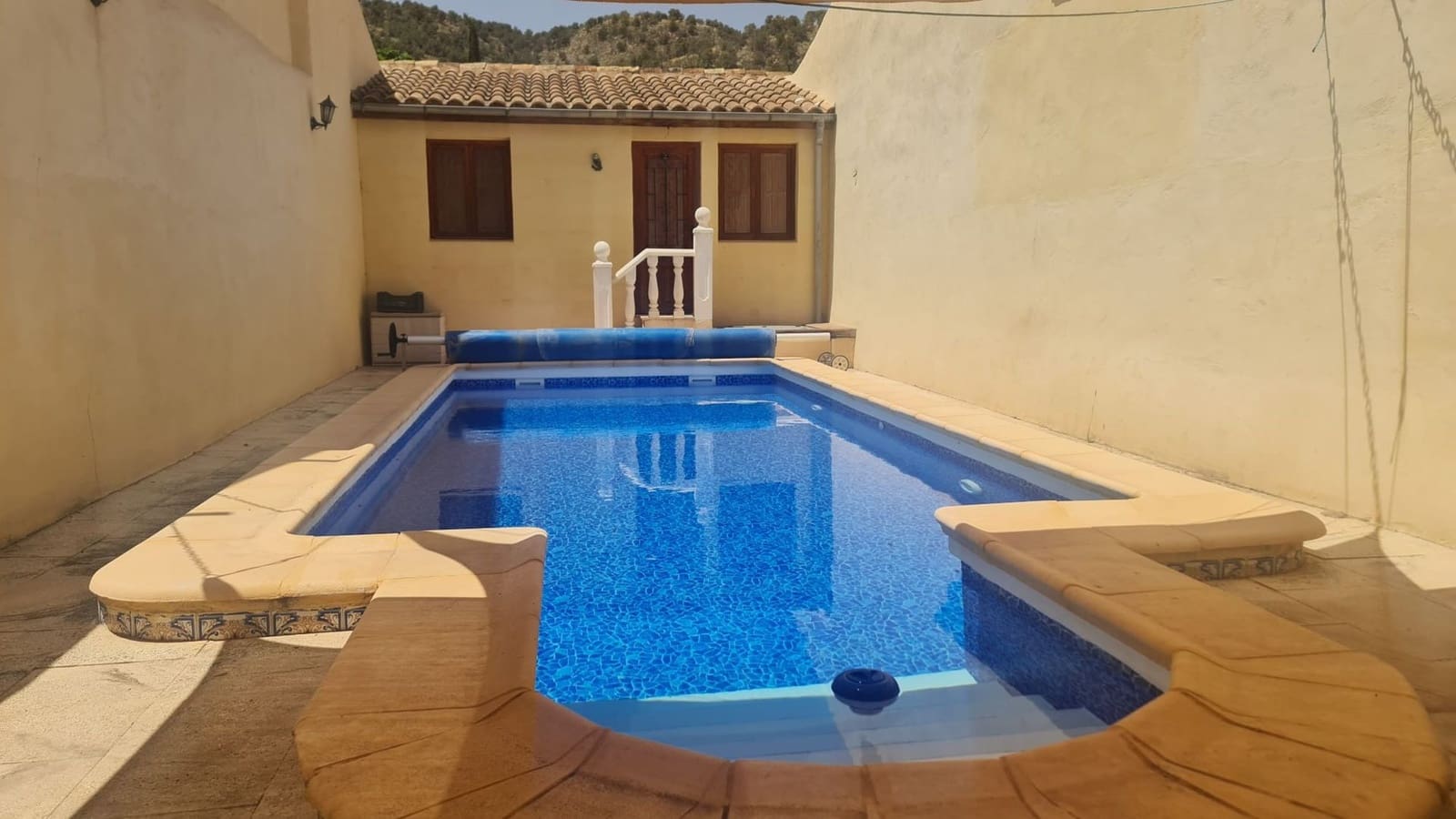4 bedroom Villa for sale in Chinorlet / Xinorlet with pool - € 229,995 (Ref: 10098787)