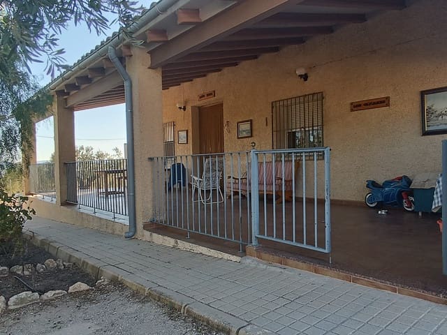 Finca/Casa Rural de 5 habitaciones en Yecla en venta con garaje - 268.000 € (Ref: 10101063)