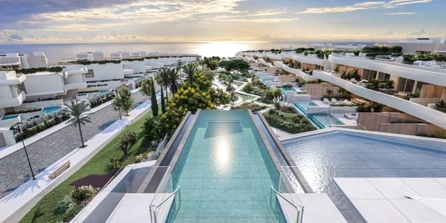 3 sovrum Hus till salu i Las Chapas, Marbella med pool garage - 5 200 000 € (Ref: 10112389)