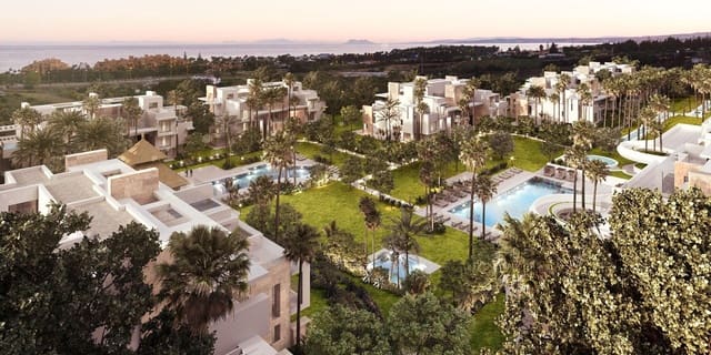 Ático de 3 habitaciones en El Padrón, Estepona en venta con piscina garaje - 1.095.000 € (Ref: 10112400)