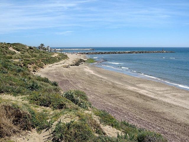 3 sypialnia Apartament na sprzedaż w Cabopino, Marbella z basenem garażem - 1 790 000 € (Ref: 10112449)