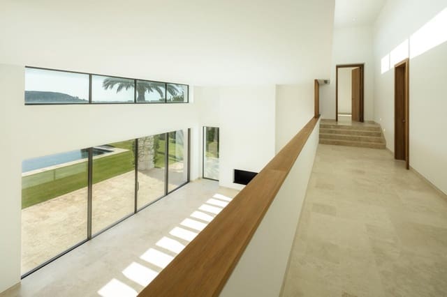 5 soverom Villa til salgs i Casares Golf - Casares del Sol, Casares med svømmebasseng garasje - € 4 900 000 (Ref: 10112468)