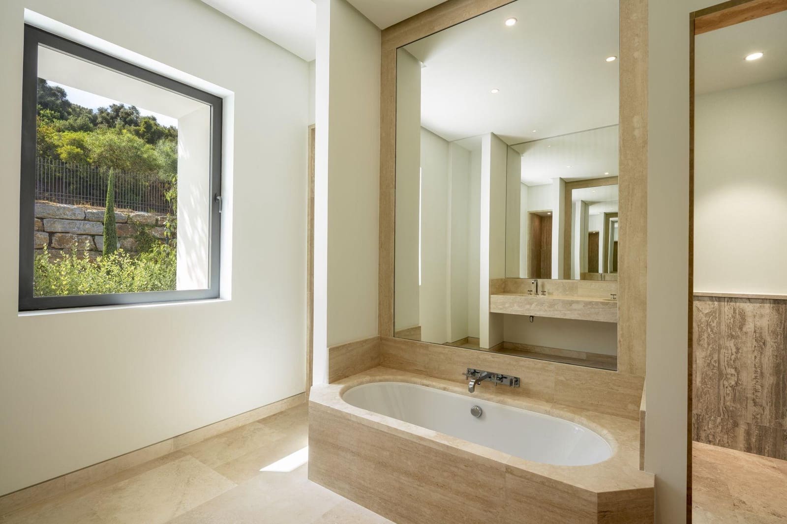 5 soverom Villa til salgs i Casares med svømmebasseng garasje - € 4 900 000 (Ref: 10112468)