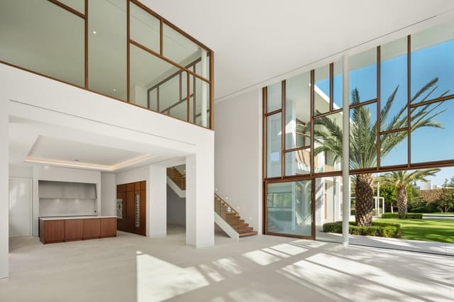 6 soverom Villa til salgs i Casares Golf - Casares del Sol, Casares med svømmebasseng garasje - € 8 700 000 (Ref: 10112471)