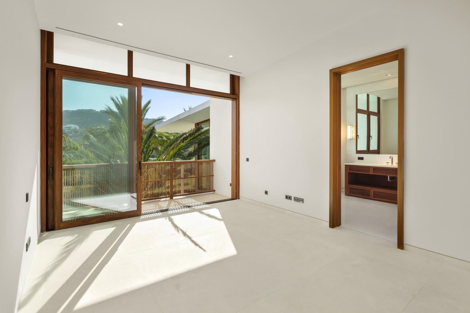 6 soverom Villa til salgs i Casares med svømmebasseng garasje - € 8 700 000 (Ref: 10112471)