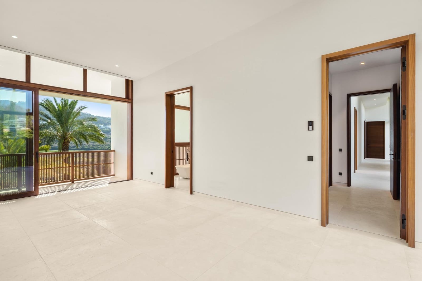 6 soverom Villa til salgs i Casares med svømmebasseng garasje - € 8 700 000 (Ref: 10112471)