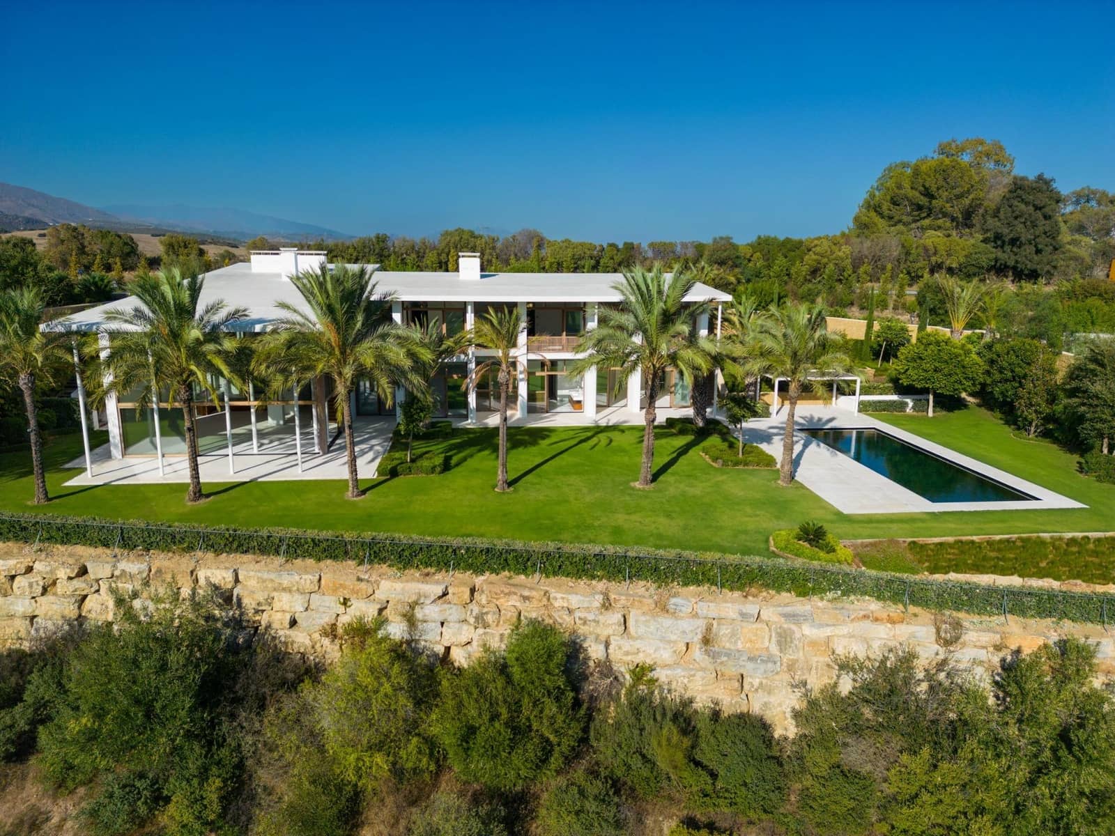 6 soverom Villa til salgs i Casares med svømmebasseng garasje - € 8 700 000 (Ref: 10112471)
