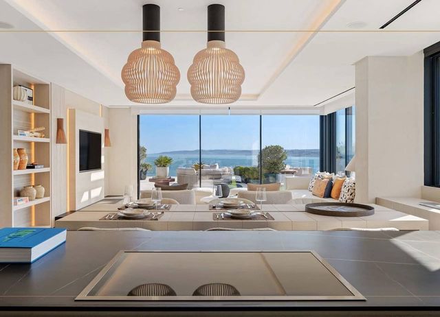 3 quarto Penthouse para venda em Seghers, Estepona com piscina garagem - 6 500 000 € (Ref: 10113241)