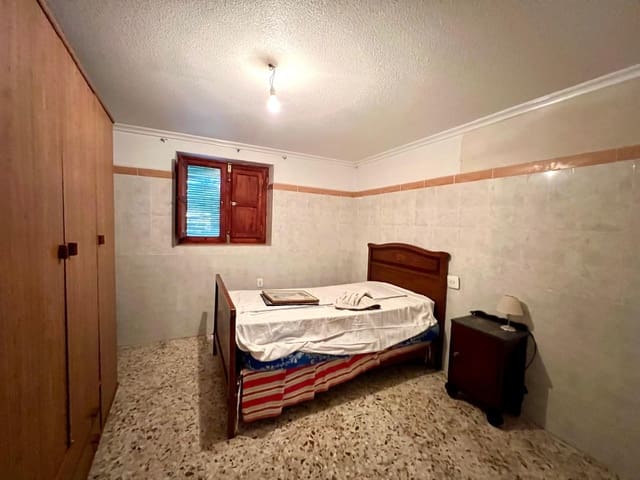 4 soveværelse Finca/Landehus til salg i Monóvar / Monóver med garage - € 279.995 (Ref: 10133623)