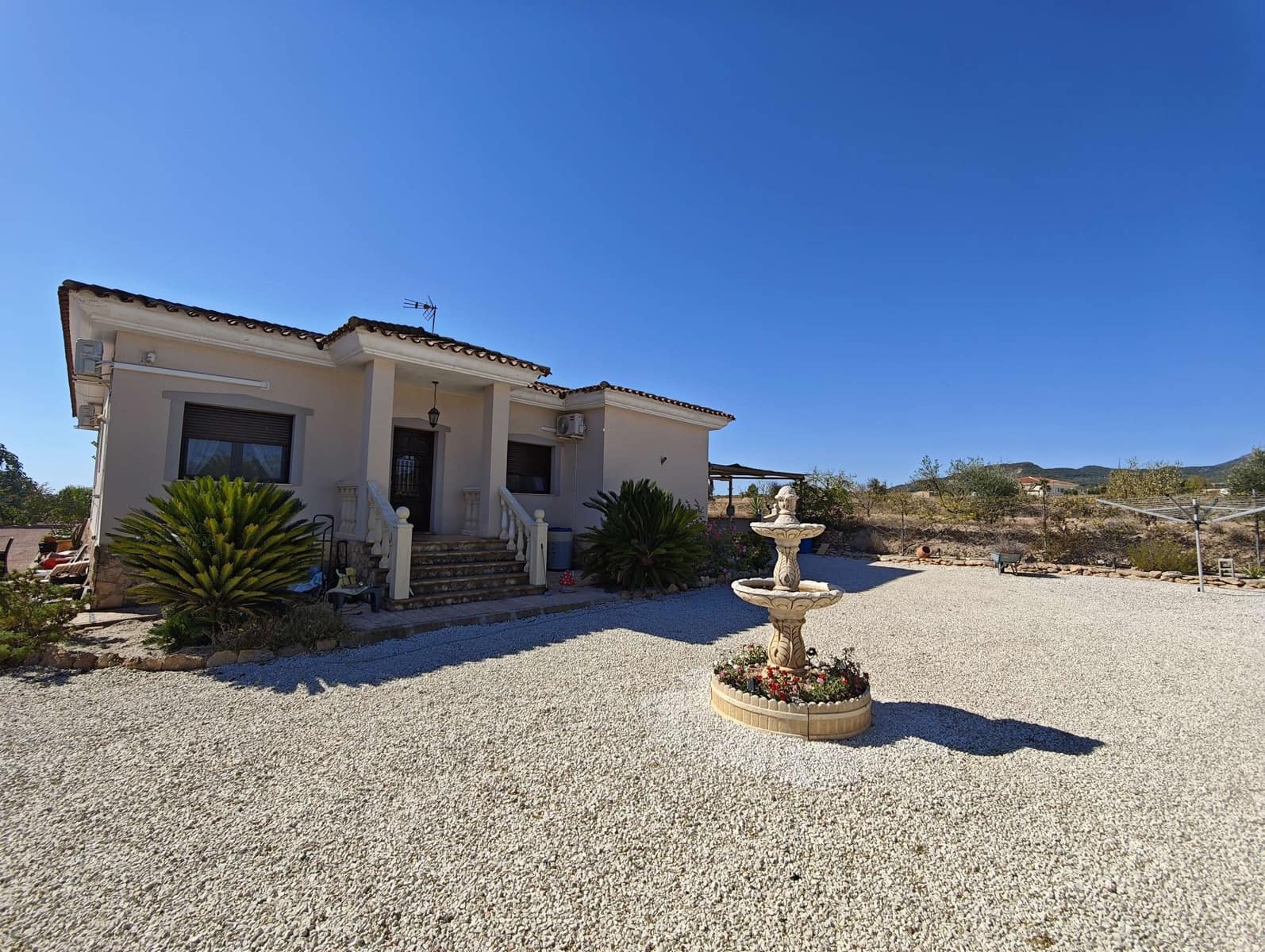 4 camera da letto Villa in vendita in Pinoso con piscina garage - 499.995 € (Rif: 10133631)