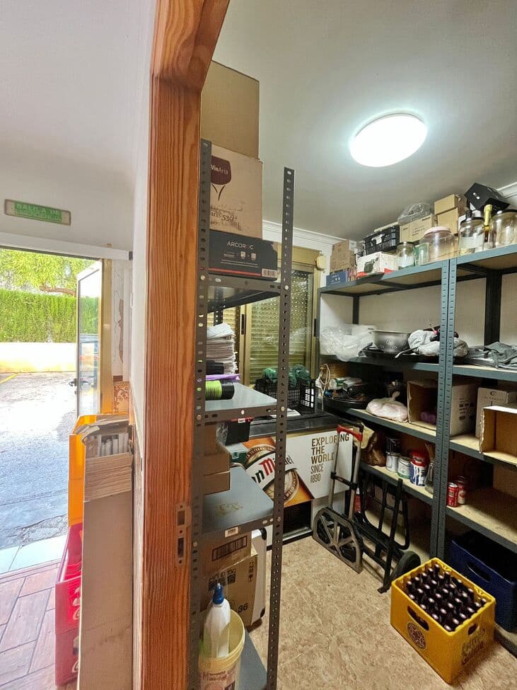 Kommersiell til salgs i Javea / Xabia med garasje - € 475 000 (Ref: 10133639)