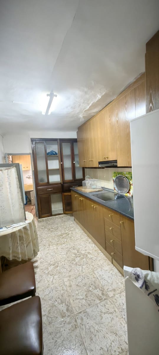 3 soverom Hus til salgs i Pinoso - € 95 000 (Ref: 10133647)
