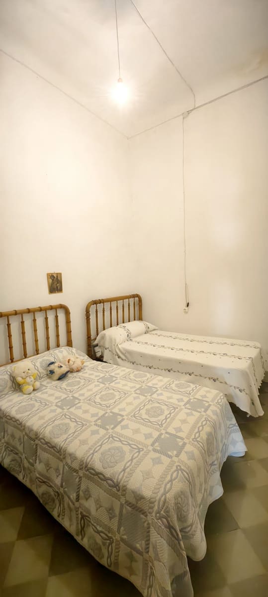 3 soverom Hus til salgs i Pinoso - € 95 000 (Ref: 10133647)