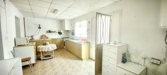 5 makuuhuone Omakotitalo myytävänä paikassa Raspay, Yecla - 84 900 € (Ref: 10133648)
