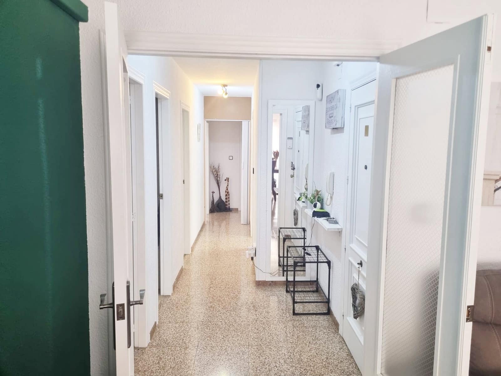 4 bedroom Apartment for sale in Pinoso - € 115,000 (Ref: 10133651)