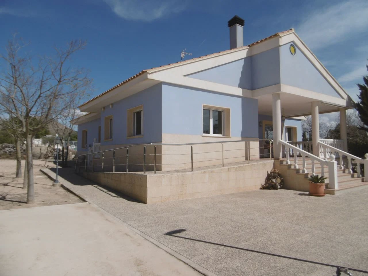 4 sovrum Villa till salu i Yecla - 354 000 € (Ref: 10133654)