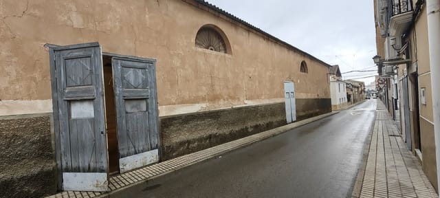 Hus til salgs i Pinoso - € 120 000 (Ref: 10133657)