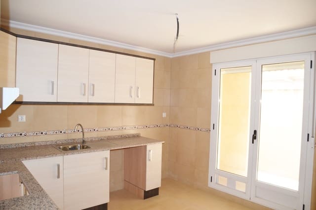 4 soverom Leilighet til salgs i Pinoso med garasje - € 175 000 (Ref: 10133663)