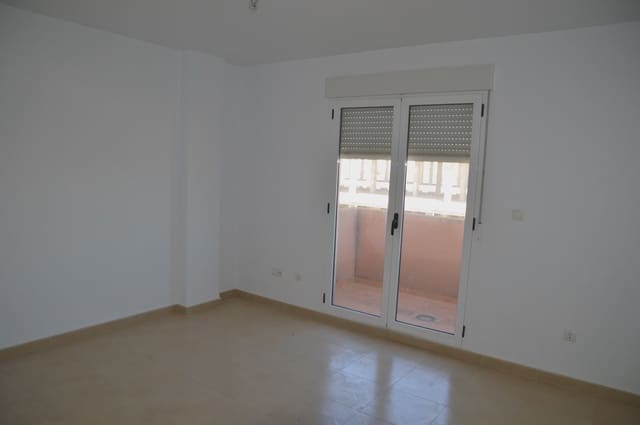 4 soverom Leilighet til salgs i Pinoso med garasje - € 175 000 (Ref: 10133663)